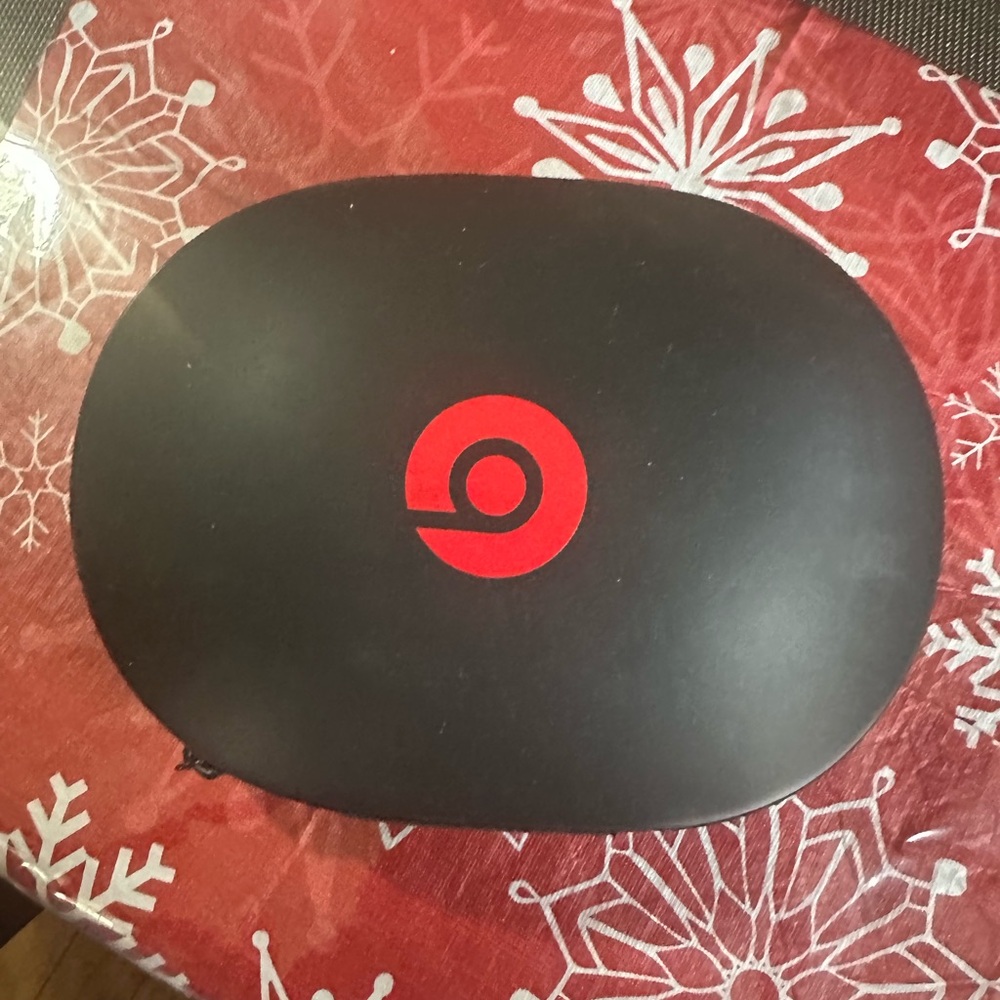 Case ONLY- Beats by Dre Black Case with Red Logo